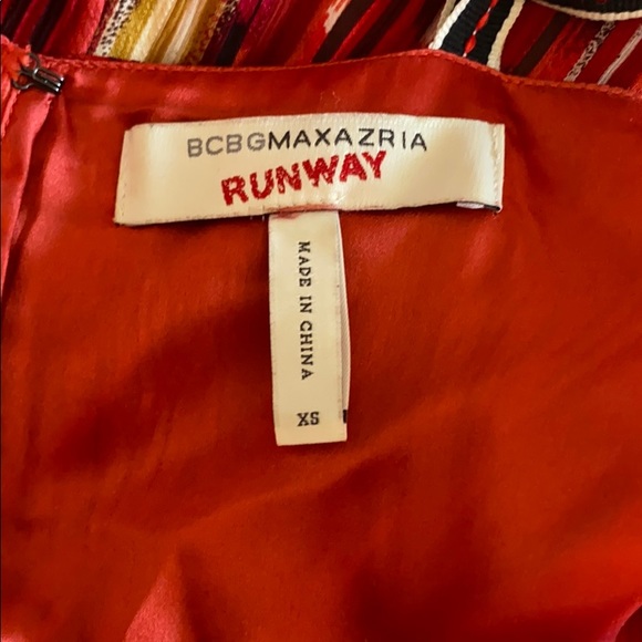 Gorgeous BCBGMAXAZRIA RUNWAY flowy silk dress - Picture 6 of 9